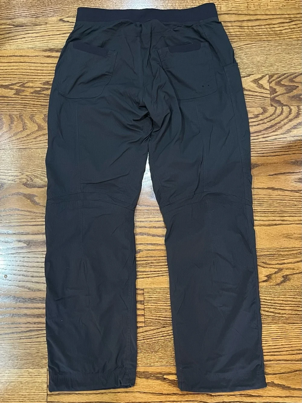 Lululemon Men's Seawall Track Pant Sz XL Black/Gray Athleisure Gorpcore Comfy